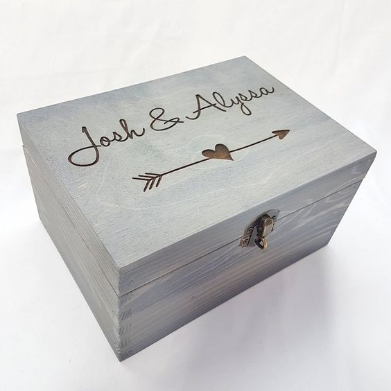 Δώρο Αγίου Βαλεντίνου για γυναίκες ξύλινο προσωποποιημένο κουτί αναμνήσεων
